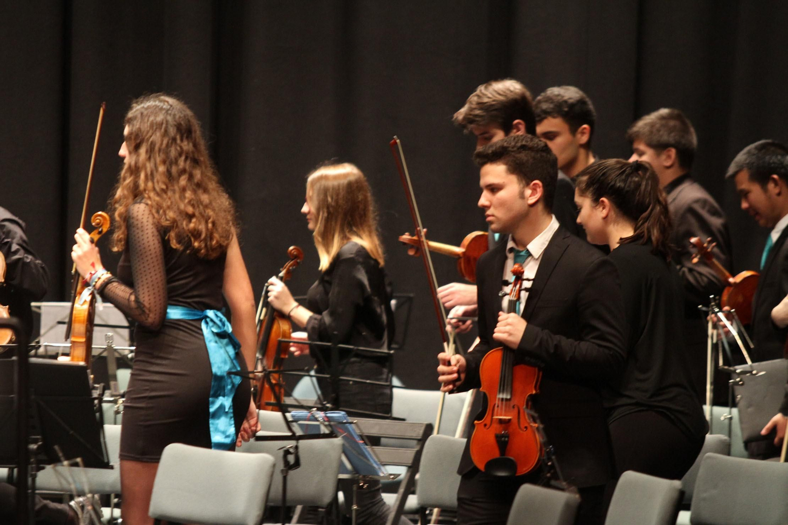 La Asociación de Industrias Químicas, Básicas y Energéticas de Huelva (Aiqbe) organiza un concierto que corre a cargo de la Orquesta Sinfónica del Conservatorio Profesional de Música de Huelva 'Javier Perianes'