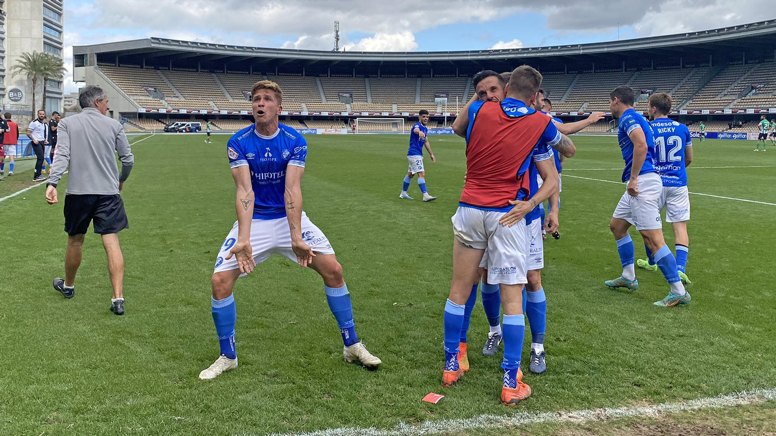 Xerez DFC, 3-Atlético Sanluqueño, 2