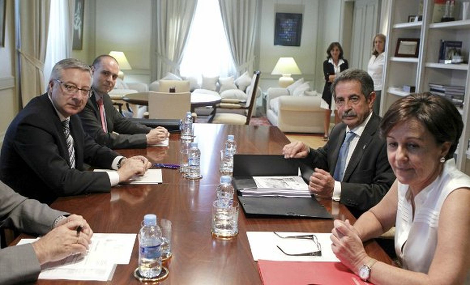 Blanco dice que el viaje de los Obama es un "motivo de orgullo para España"