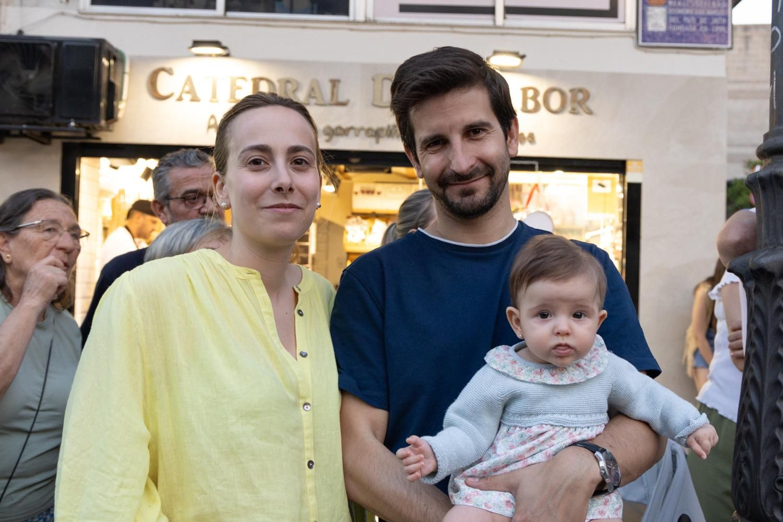Así ha procesionado la Virgen de la Capilla por Jaén en su día grande.