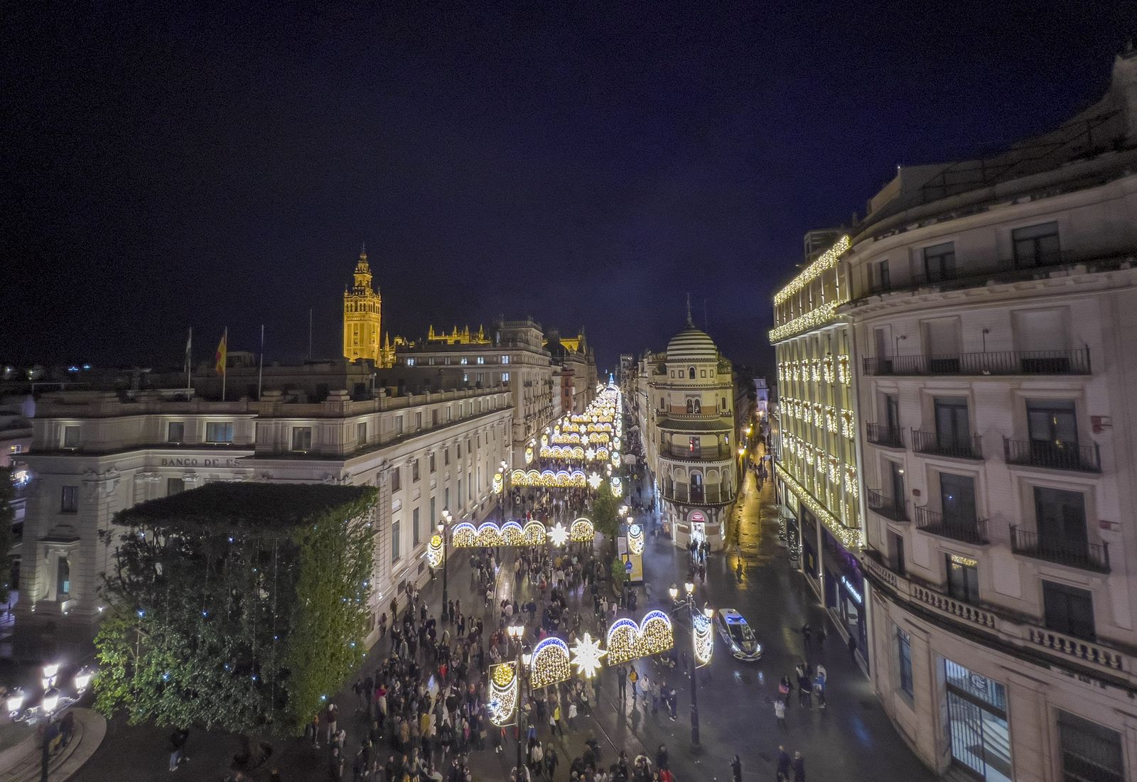 Las imágenes del alumbrado de Navidad en Sevilla