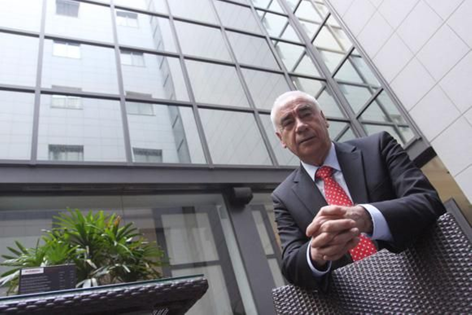 La Junta "ni se conforma, ni acepta" el traslado del Caixafórum