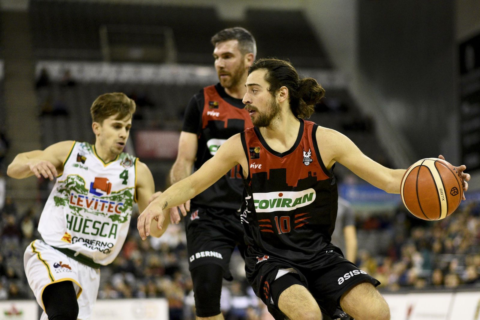 Josep Pérez volvió a jugar tras dos 'banquillazos'