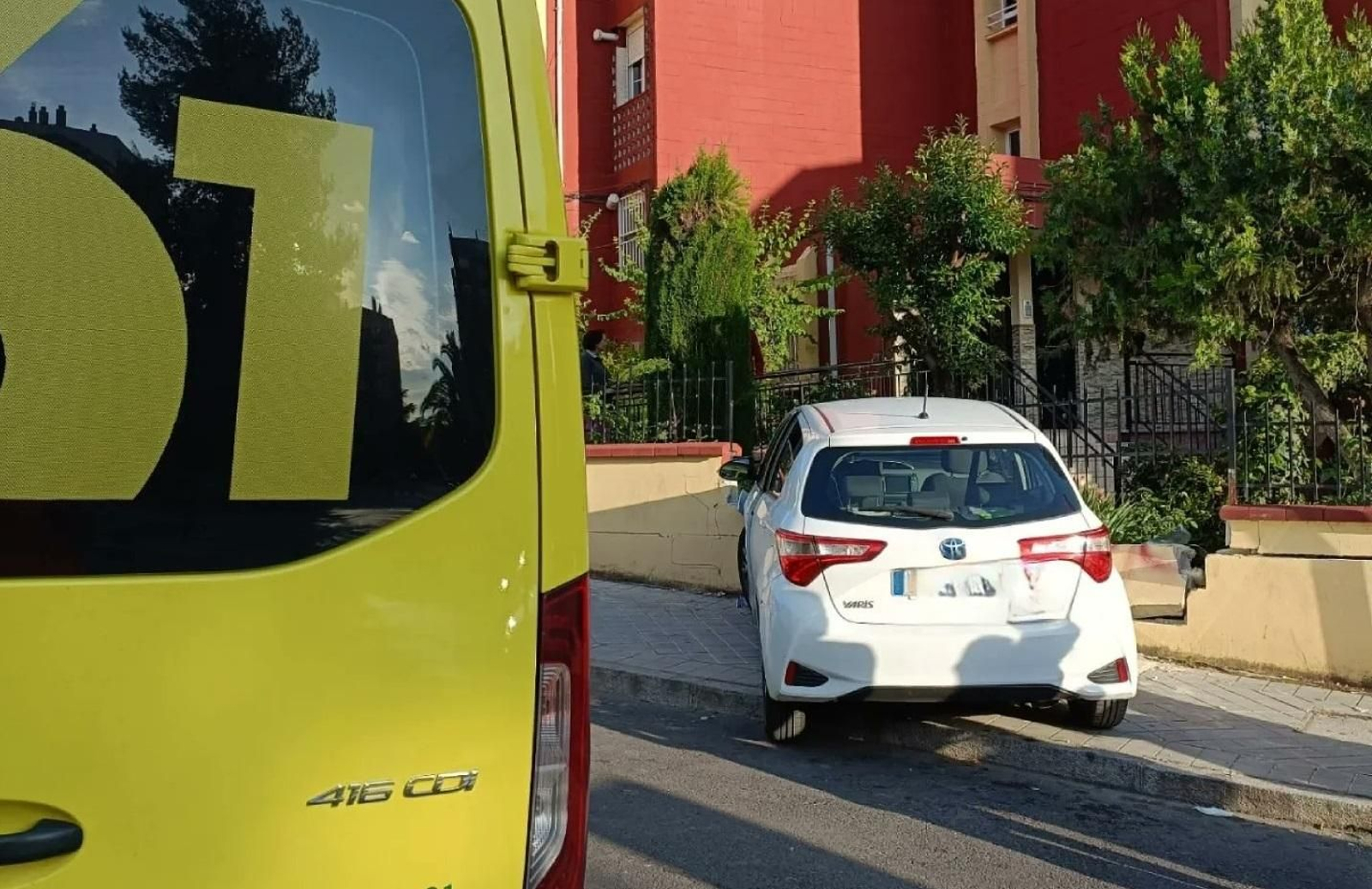 Imagen del accidente producido en Granada por la conductora incosciente