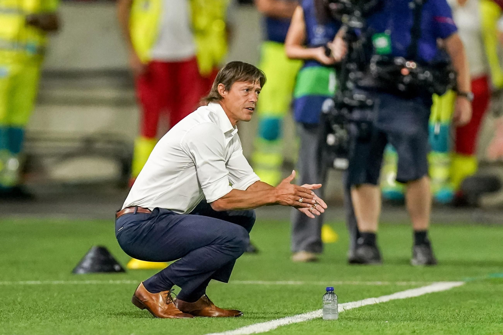 Matías Almeyda dirige un partido de clasificación de Champions del AEK de Atenas. Matías Almeyda dirige un partido de clasificación de Champions del AEK de Atenas.