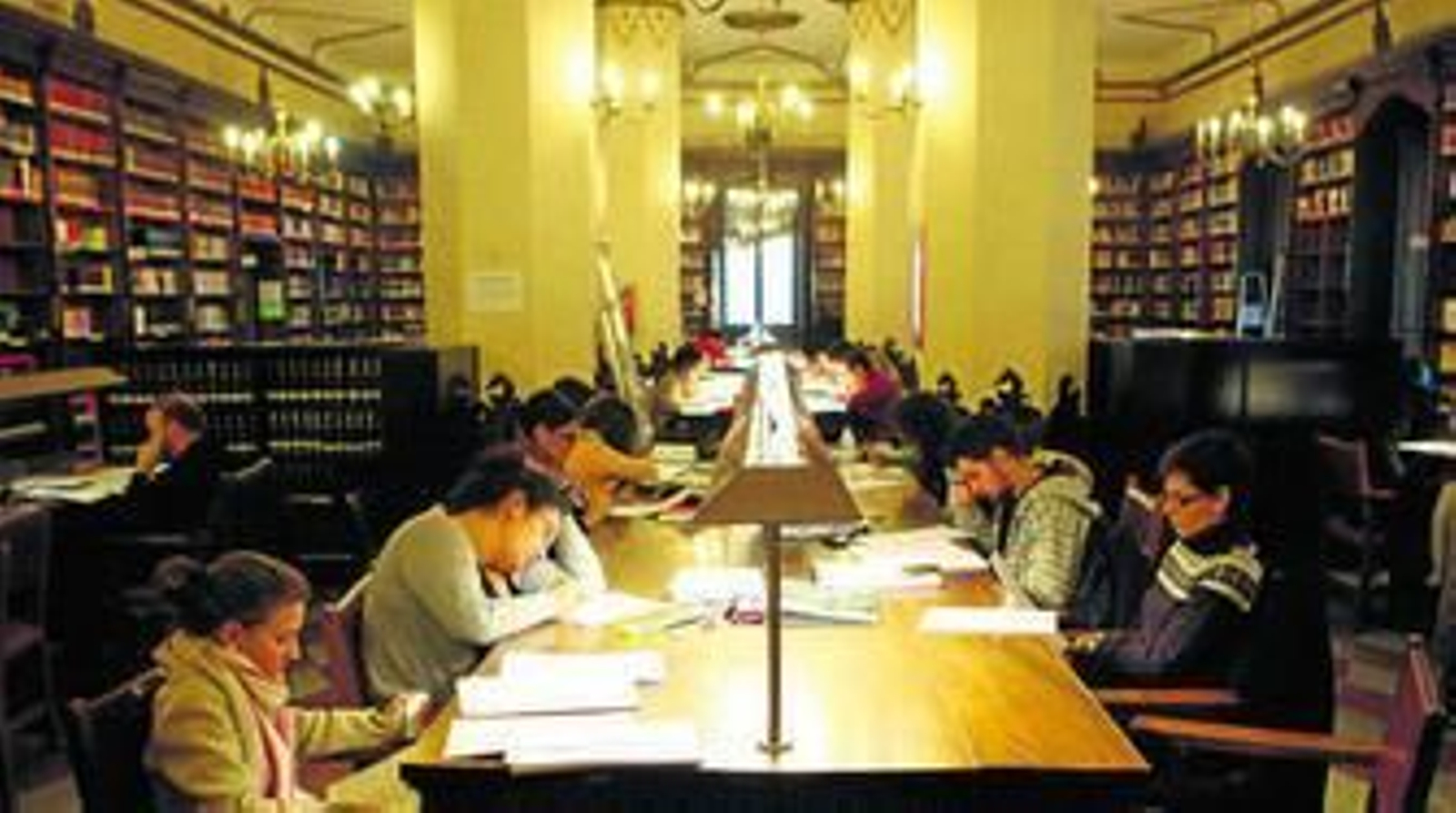 Los que no consiguen la beca en un primer momento tienen la opción de alegar o rectificar aspectos formales.