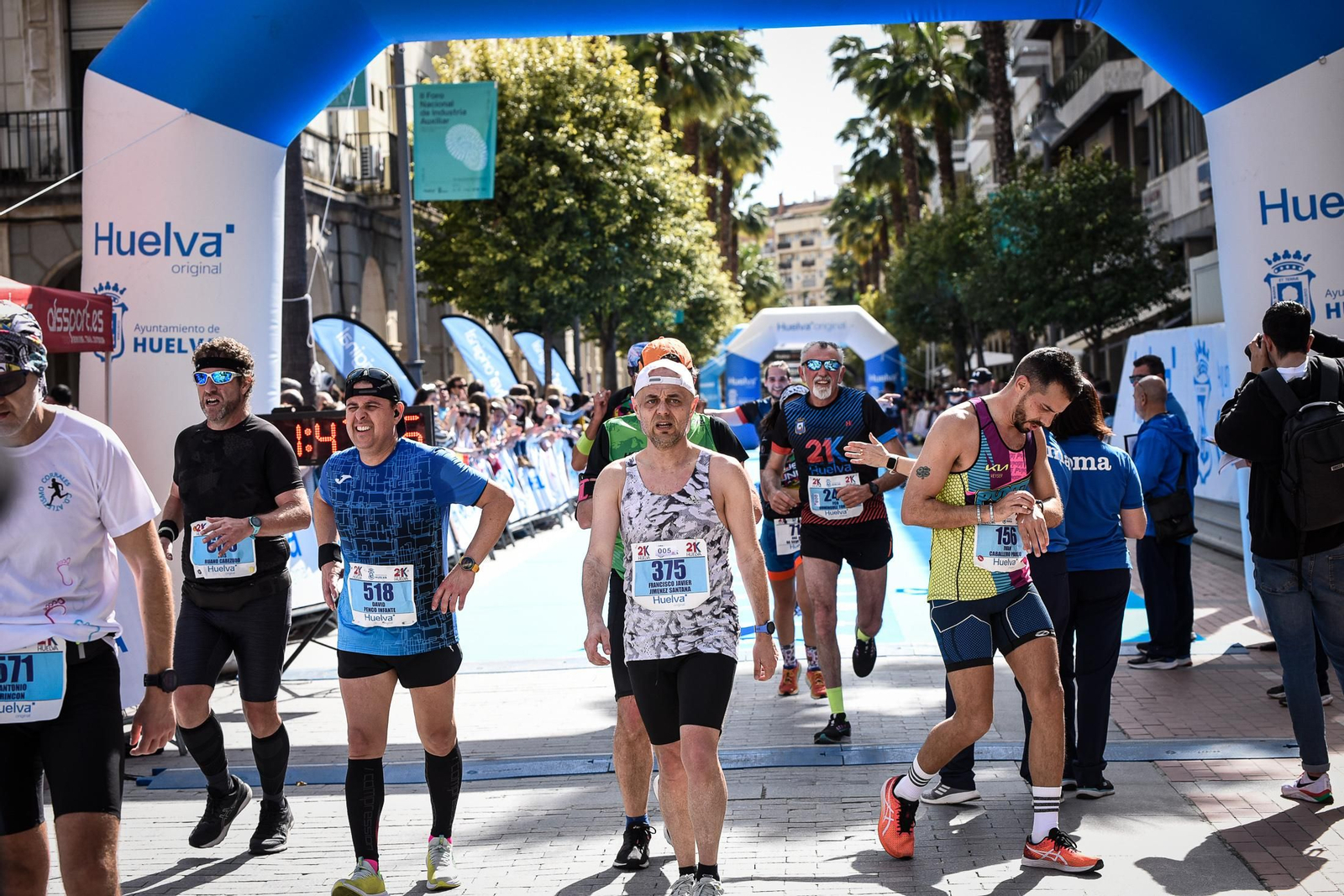 Imágenes de la carrera 21K en Huelva