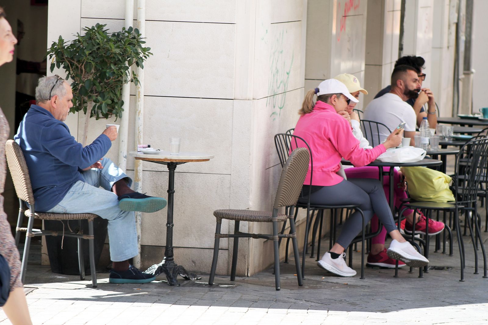 Imágenes del lunes 17 de abril en Huelva