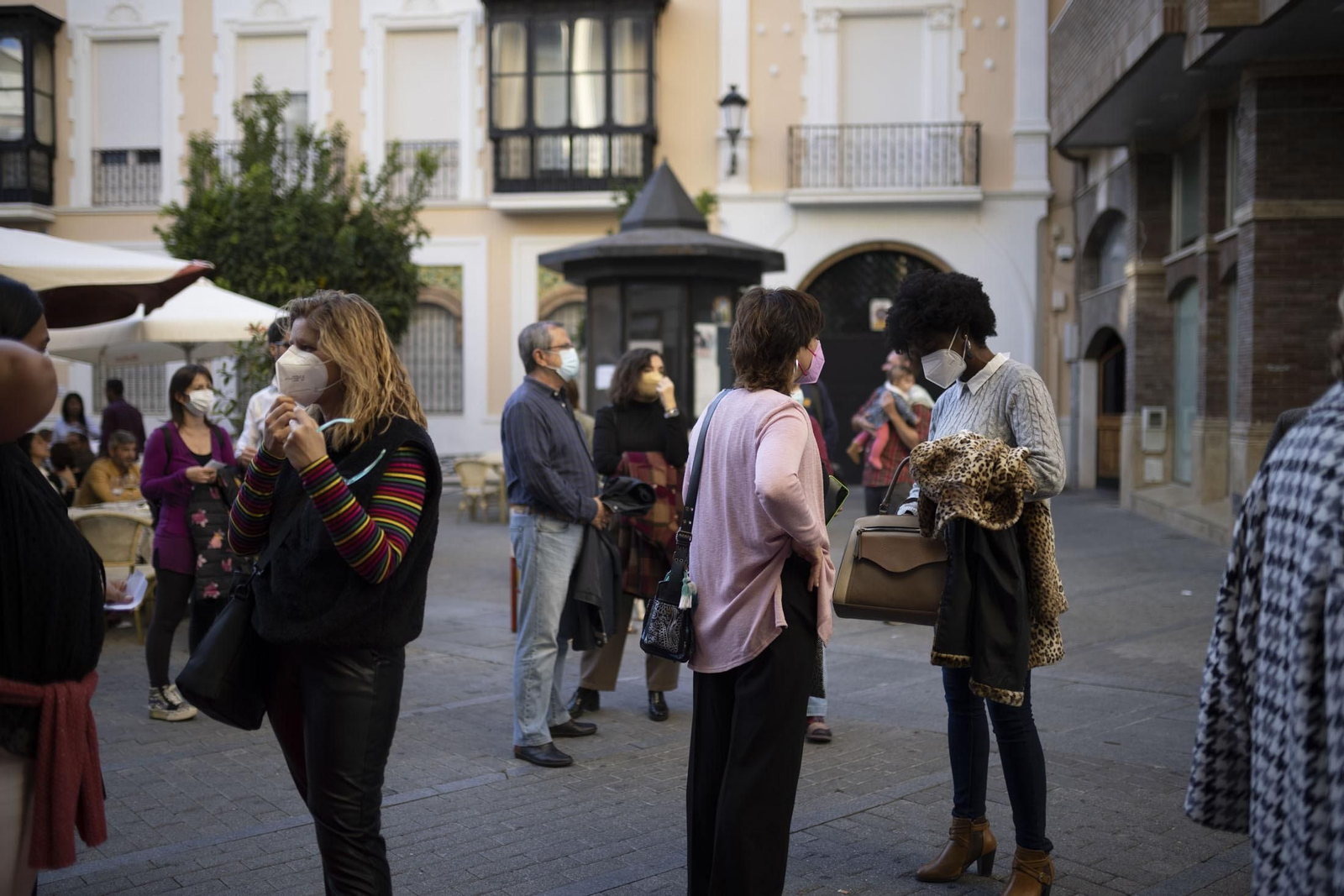 Imágenes de la proyección de  'Algo Salvaje. La historia de Bambino' de Paco Ortiz