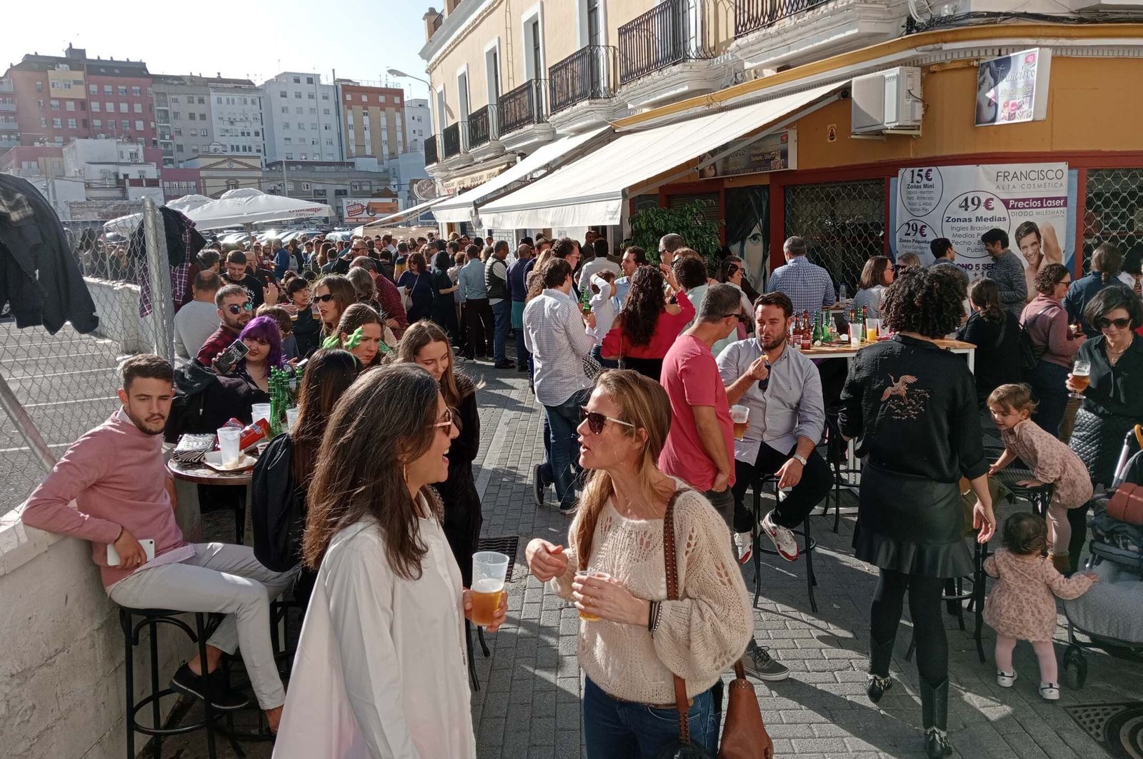 Imágenes del ambiente festivo del 31 de diciembre en Huelva