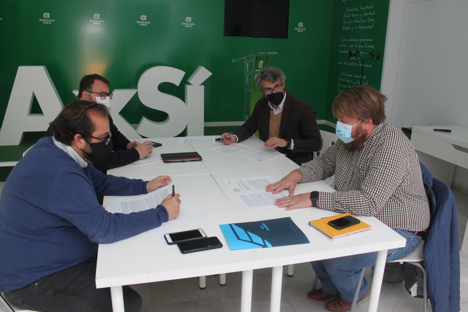 Reunión de AxSí con representantes de las agencias de viaje locales y empresas turísticas andaluzas.