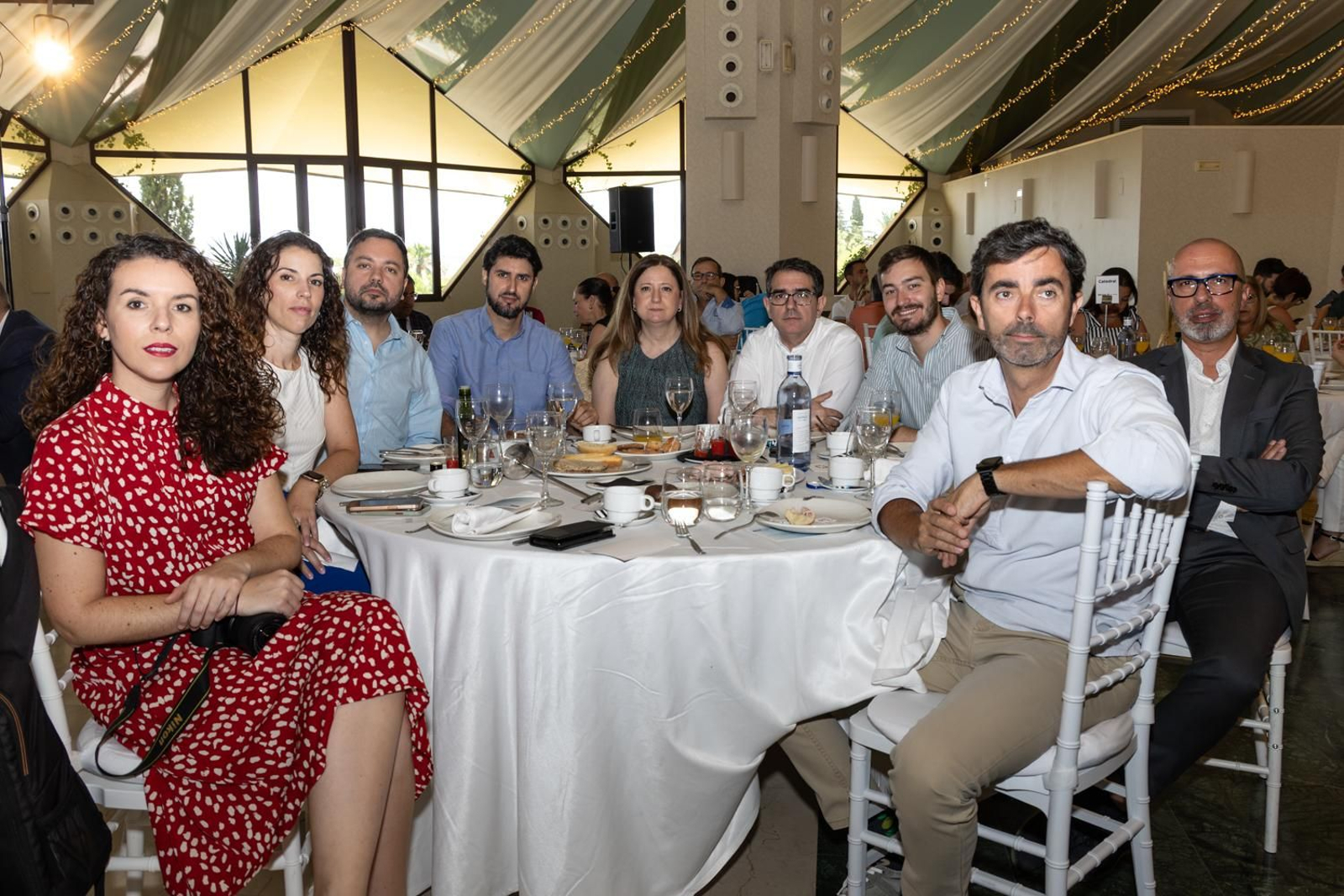La sociedad jiennnese ha acompañado al Grupo Joly en su desayuno con la consejera.