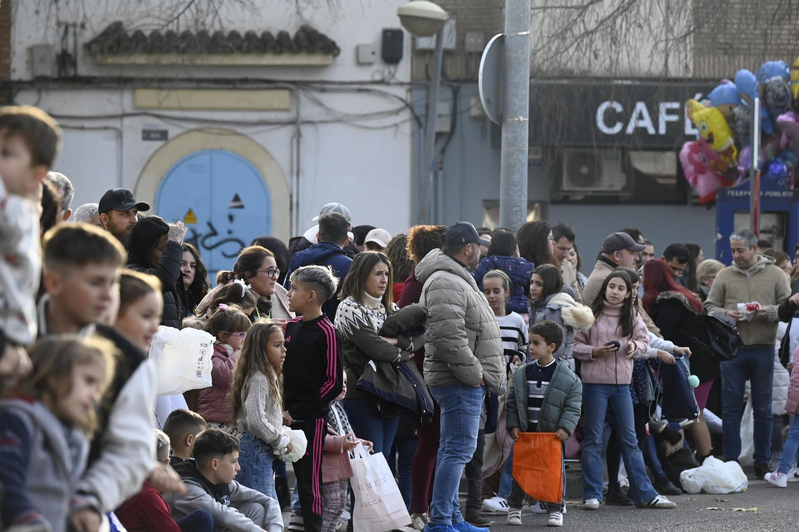 Las mejores fotos del inicio de la Cabalgata de Reyes Magos de Córdoba
