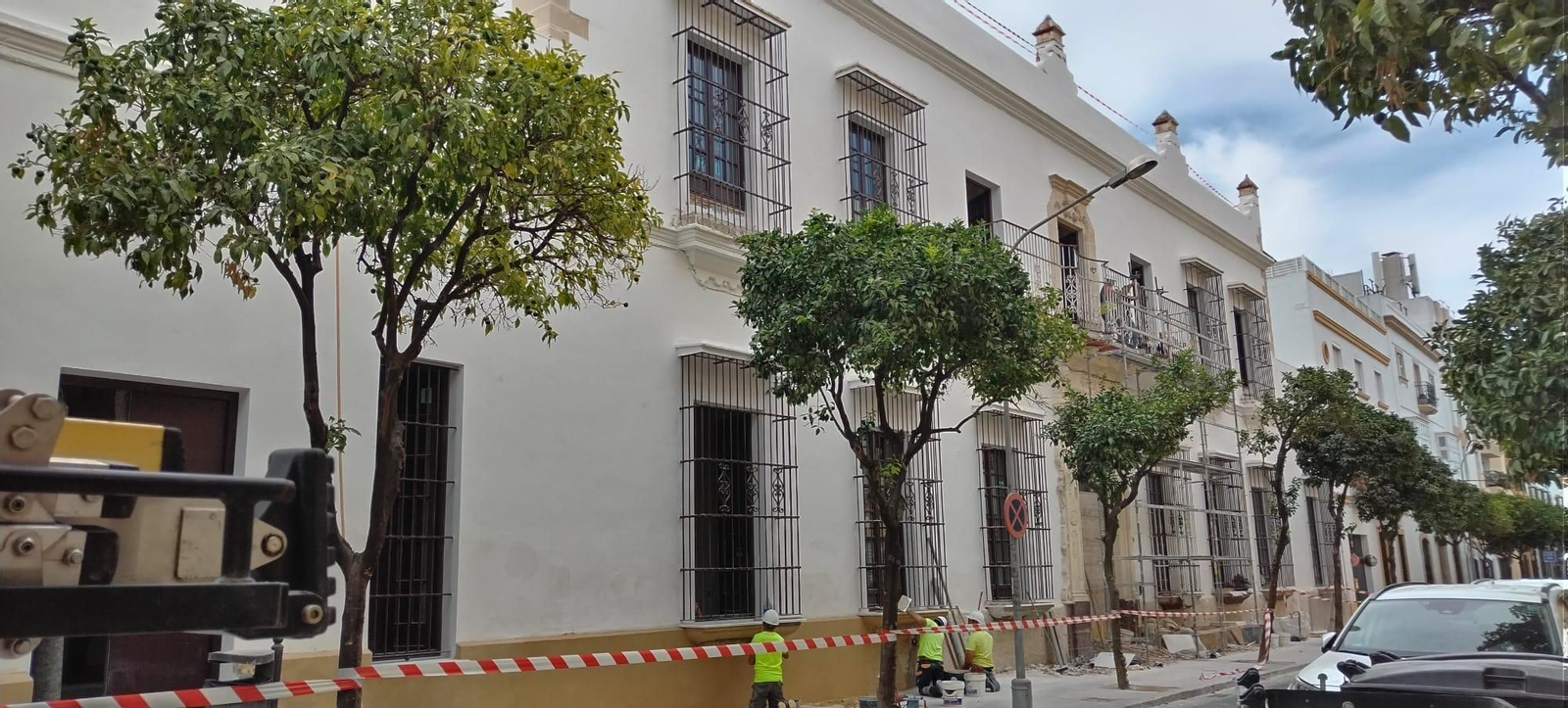 La fachada de la promoción 'Jardines de Albareda' hacia la calle Larga. La fachada de la promoción 'Jardines de Albareda' hacia la calle Larga.