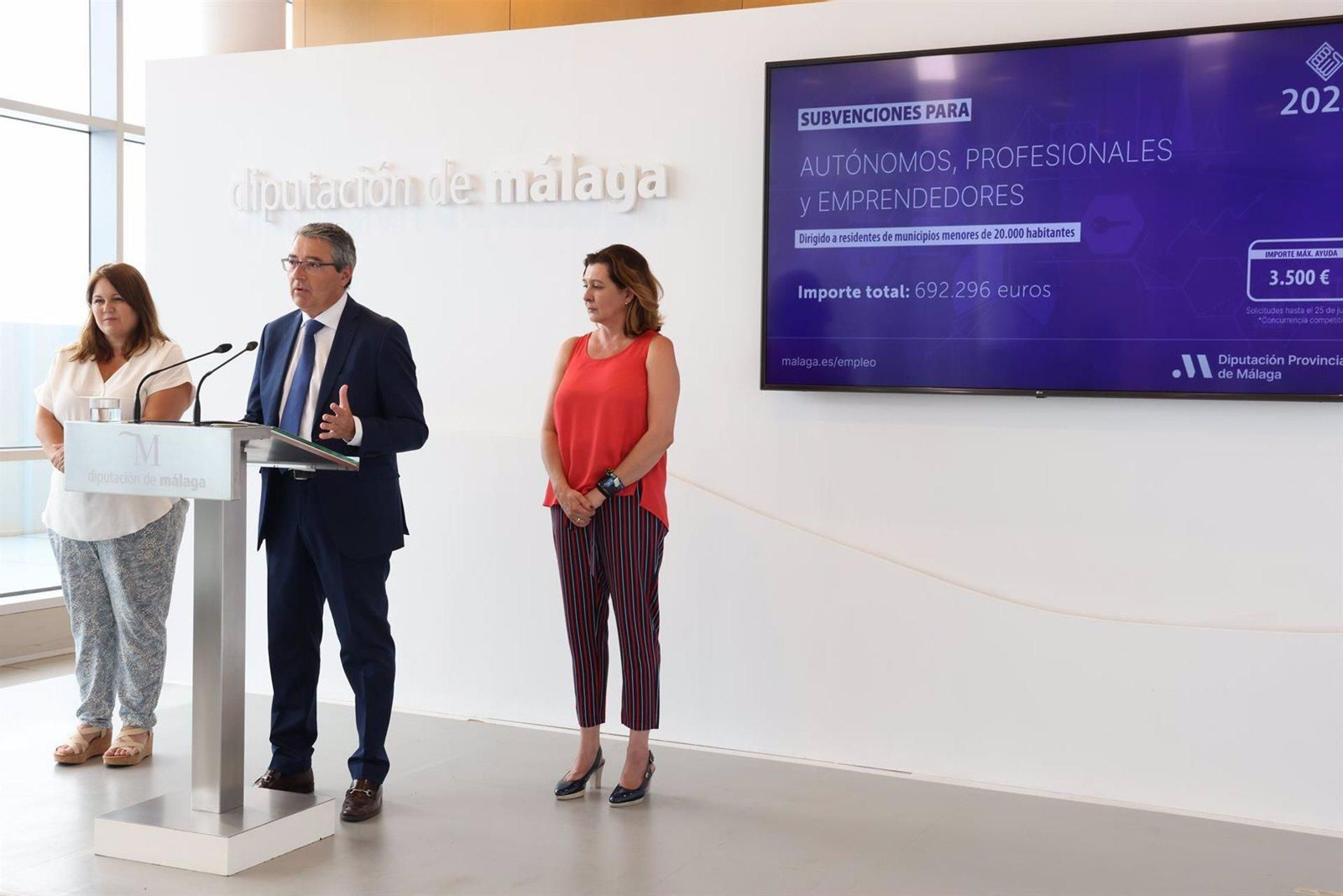 Francisco Salado durante la presentación del programa.