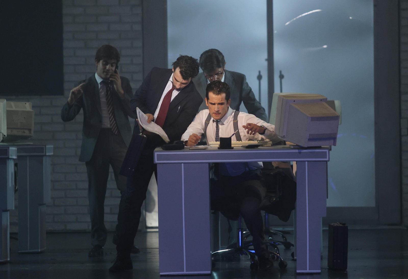 El musical de Ghost en Málaga, con David Bustamante y Ricky Merino, en fotos