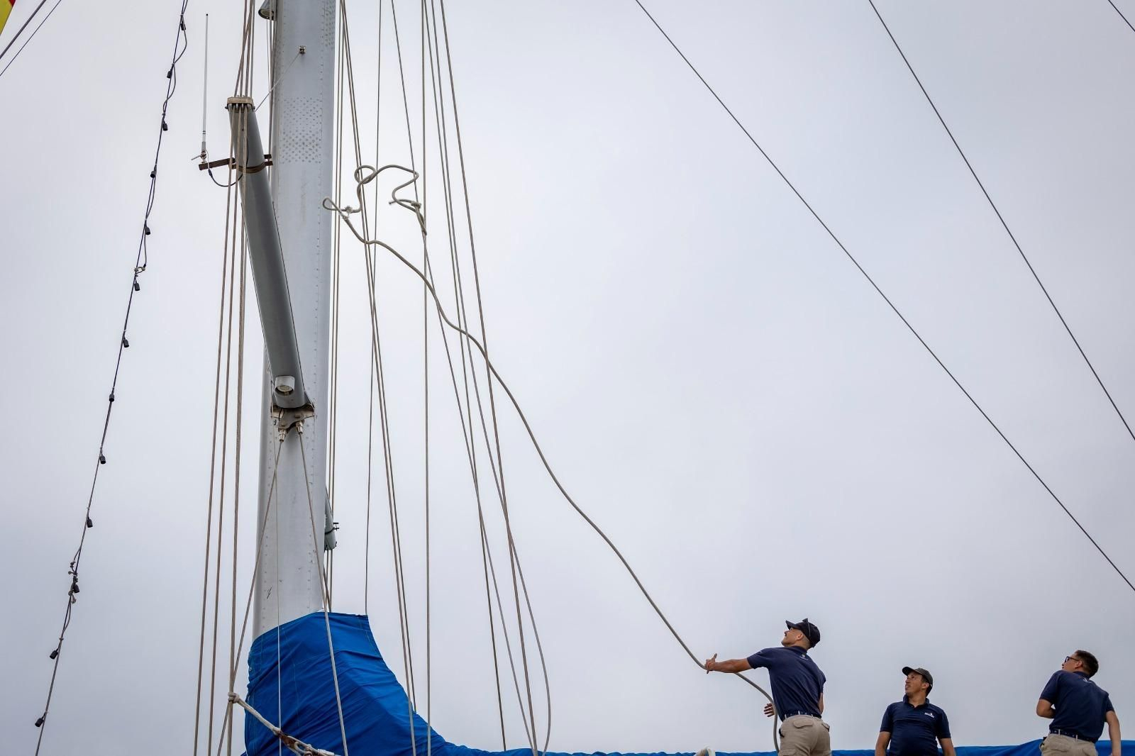 Las imágenes de la llegada del 'Capitán Miranda' a la Gran Regata 2023 de Cádiz