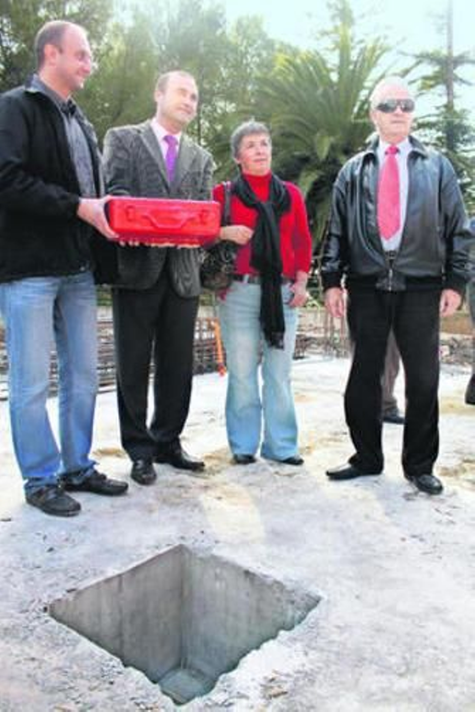 Lanjarón convierte la miel en valiosa pieza de museo