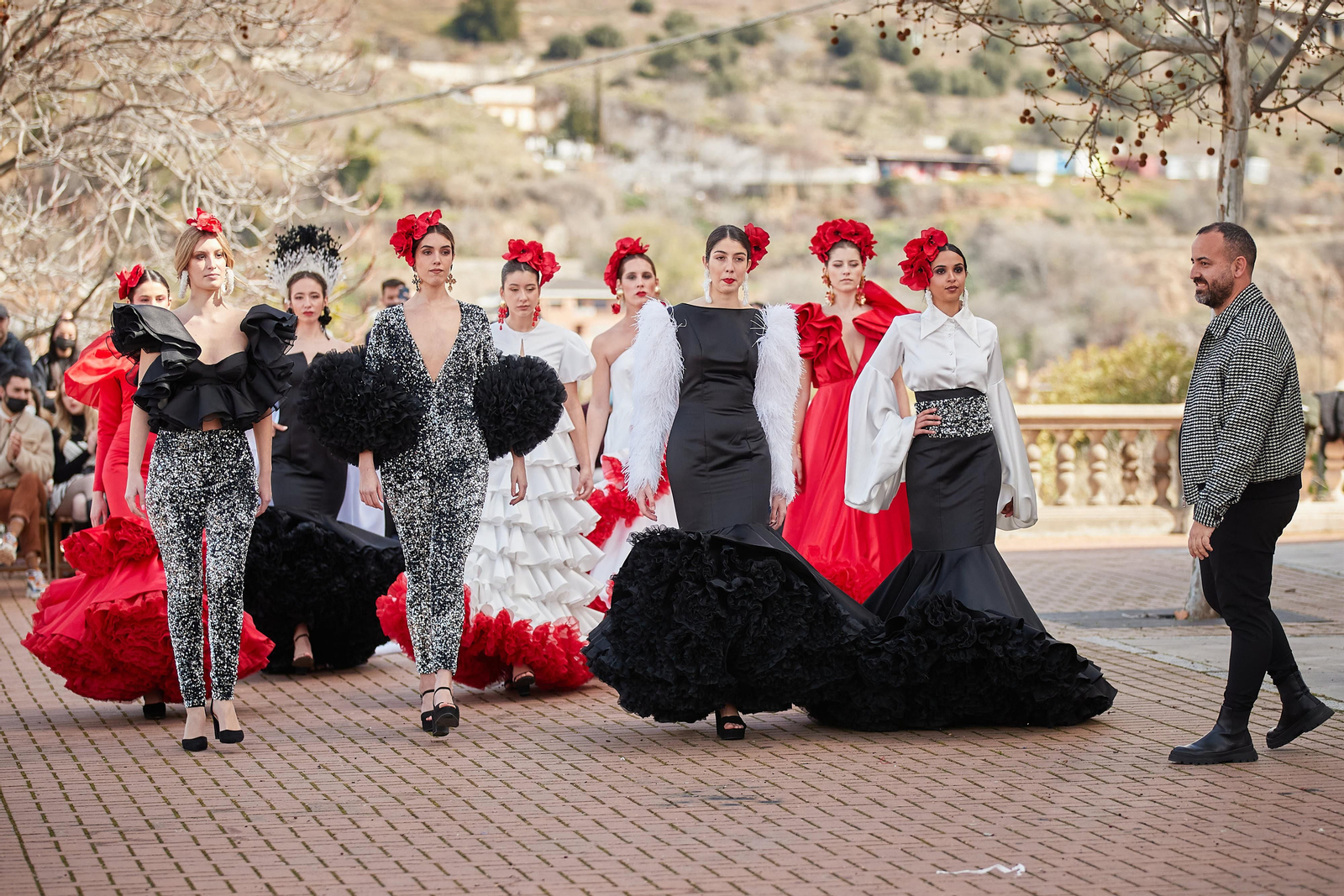 El certamen de jóvenes diseñadores de la Pasarela Granada Flamenca, en imágenes