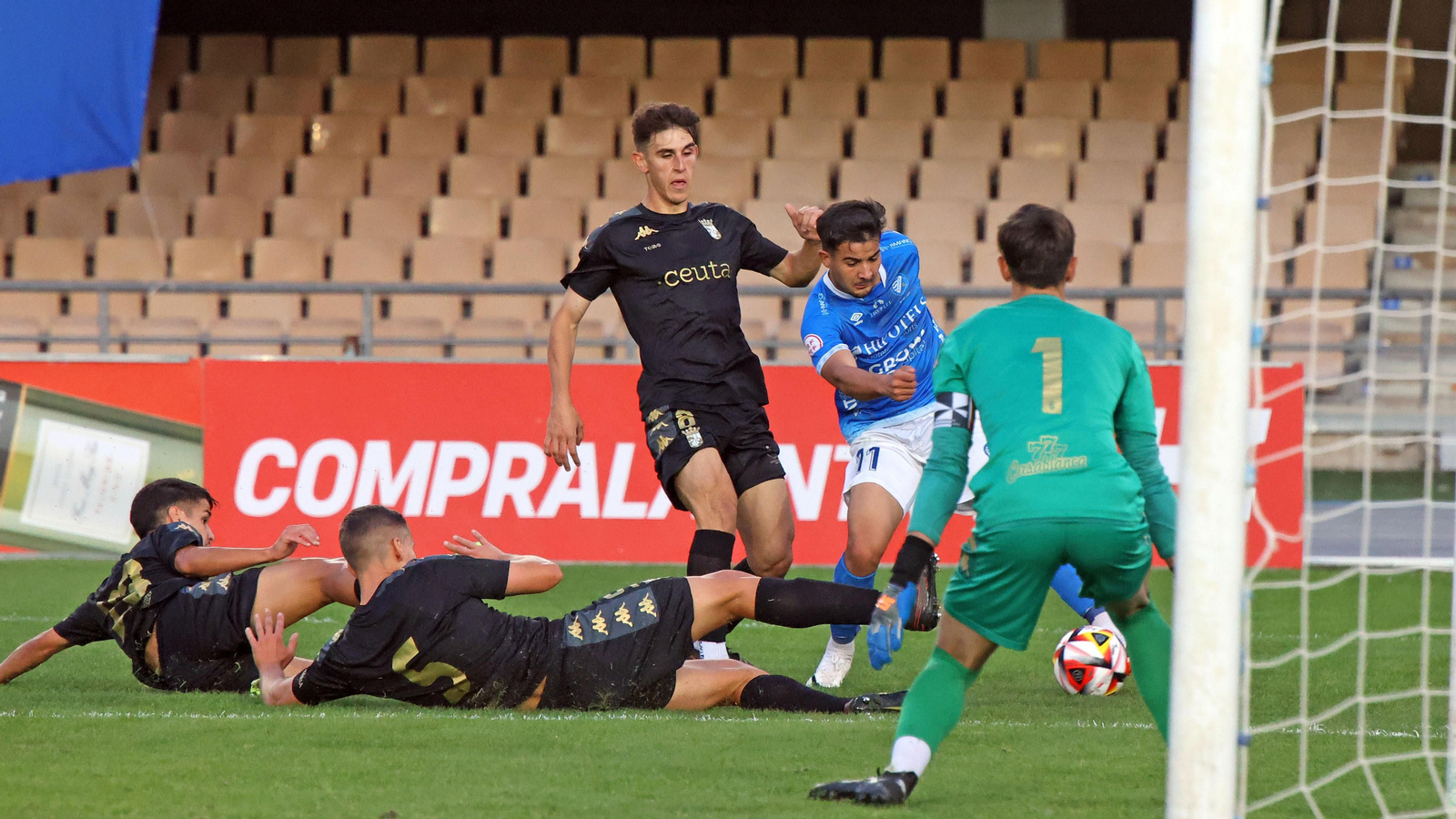 Xerez DFC - Ceuta B en el Municipal de Chapín en Jerez