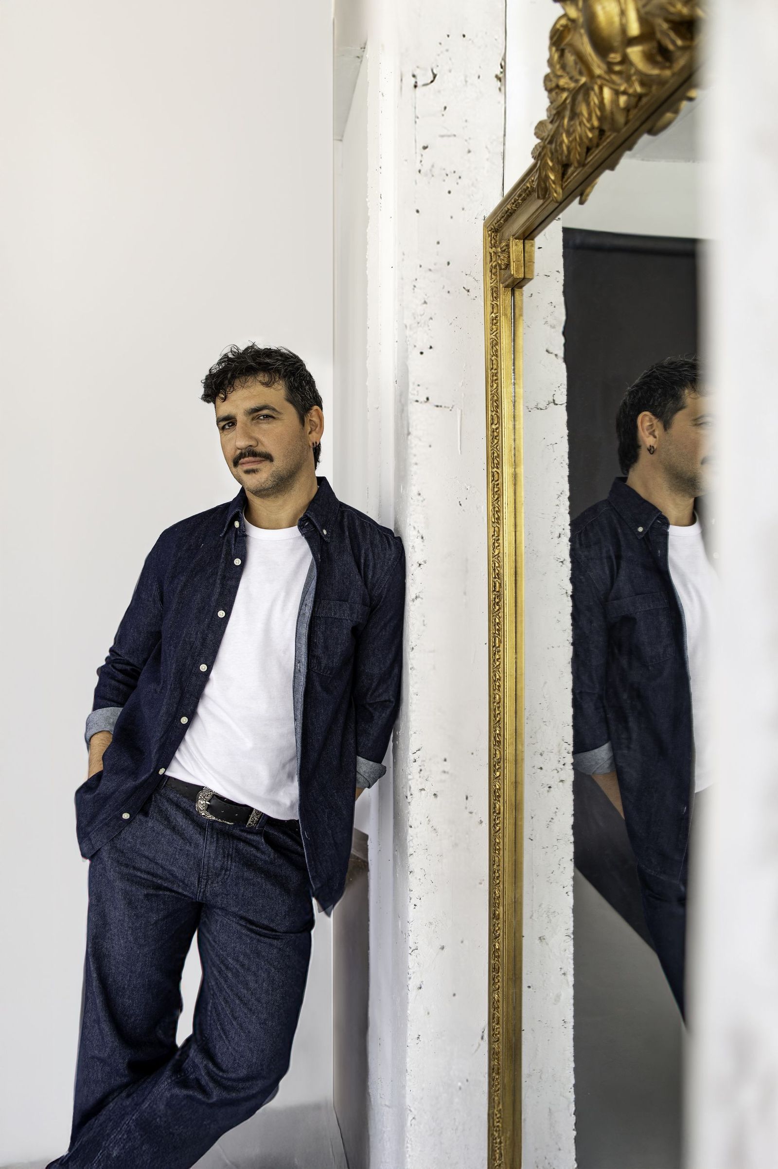 Fran Perea publica su disco "El Hombre Invisible"