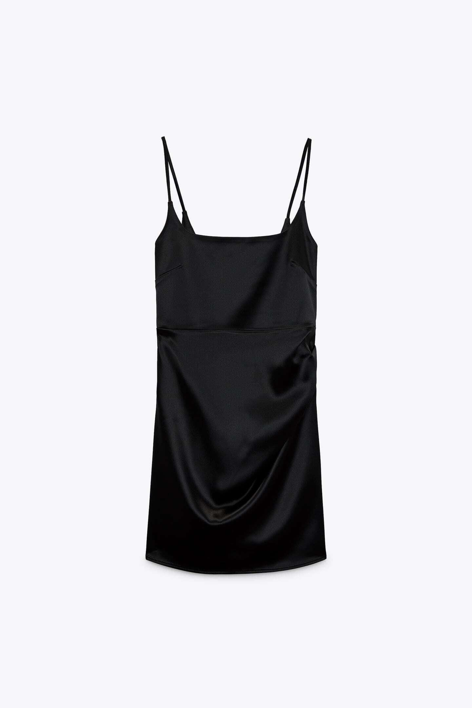 Vestido negro mini y satinado de Zara. Vestido negro mini y satinado de Zara.