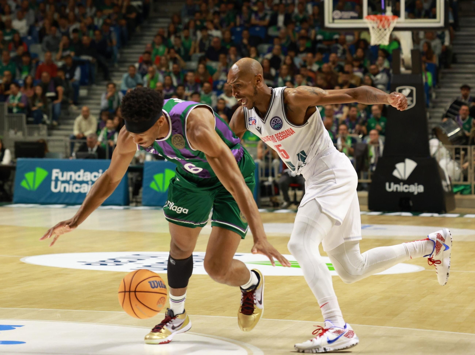 Jamar Smith recibió el cariño del Carpena y del Unicaja