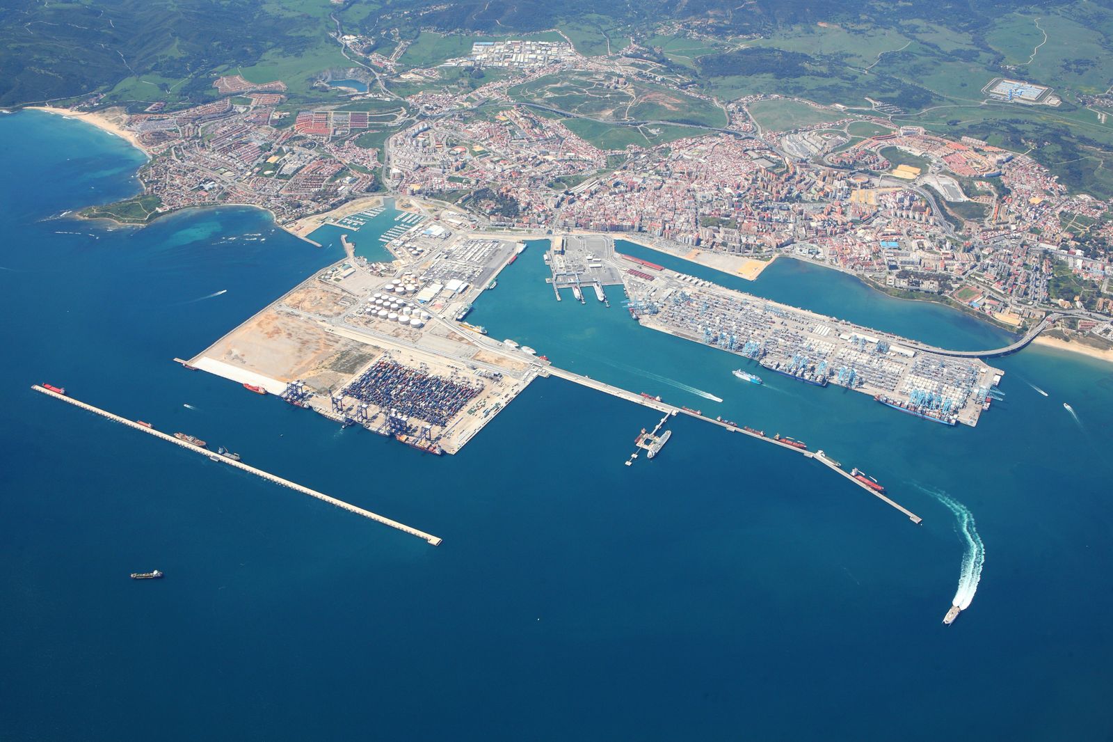 Imagen aérea del Puerto de Algeciras