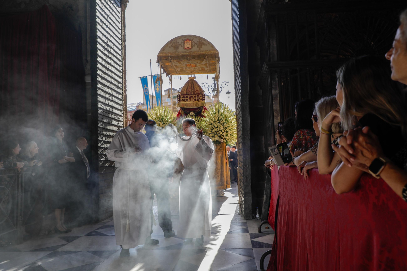 Procesión de la Virgen de los Reyes, Sevilla