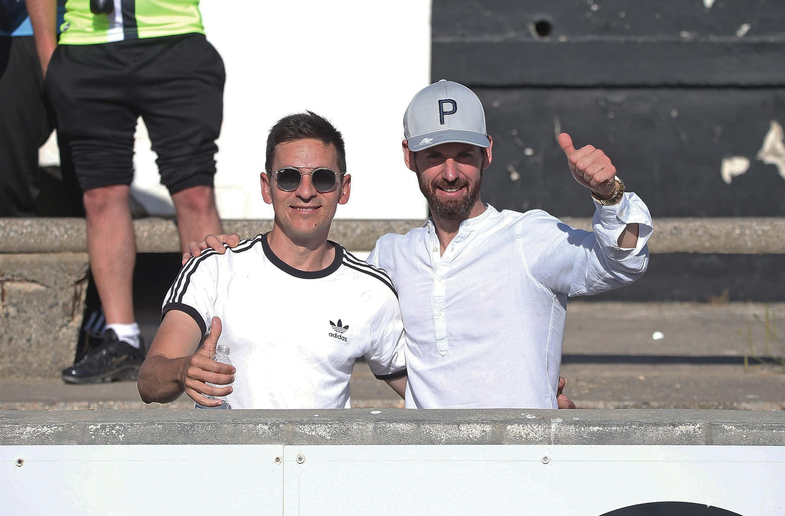 Fotos de la afición durante el Balona - Córdoba en el estadio municipal de La Línea