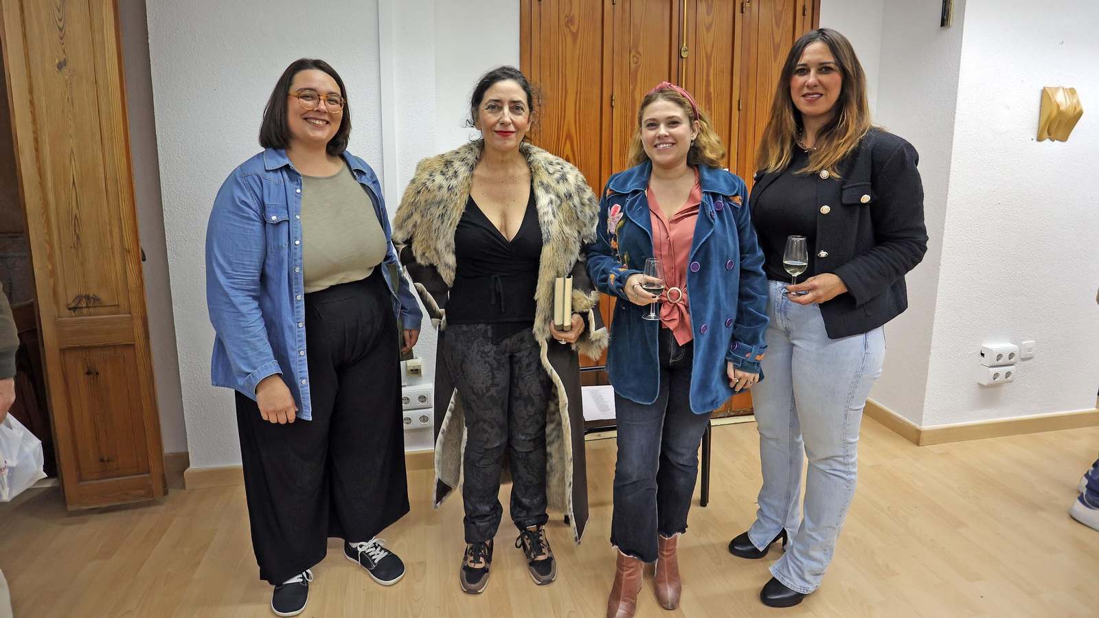 Imágenes de la inauguración de 'sin género de dudas' en ArteaDiario