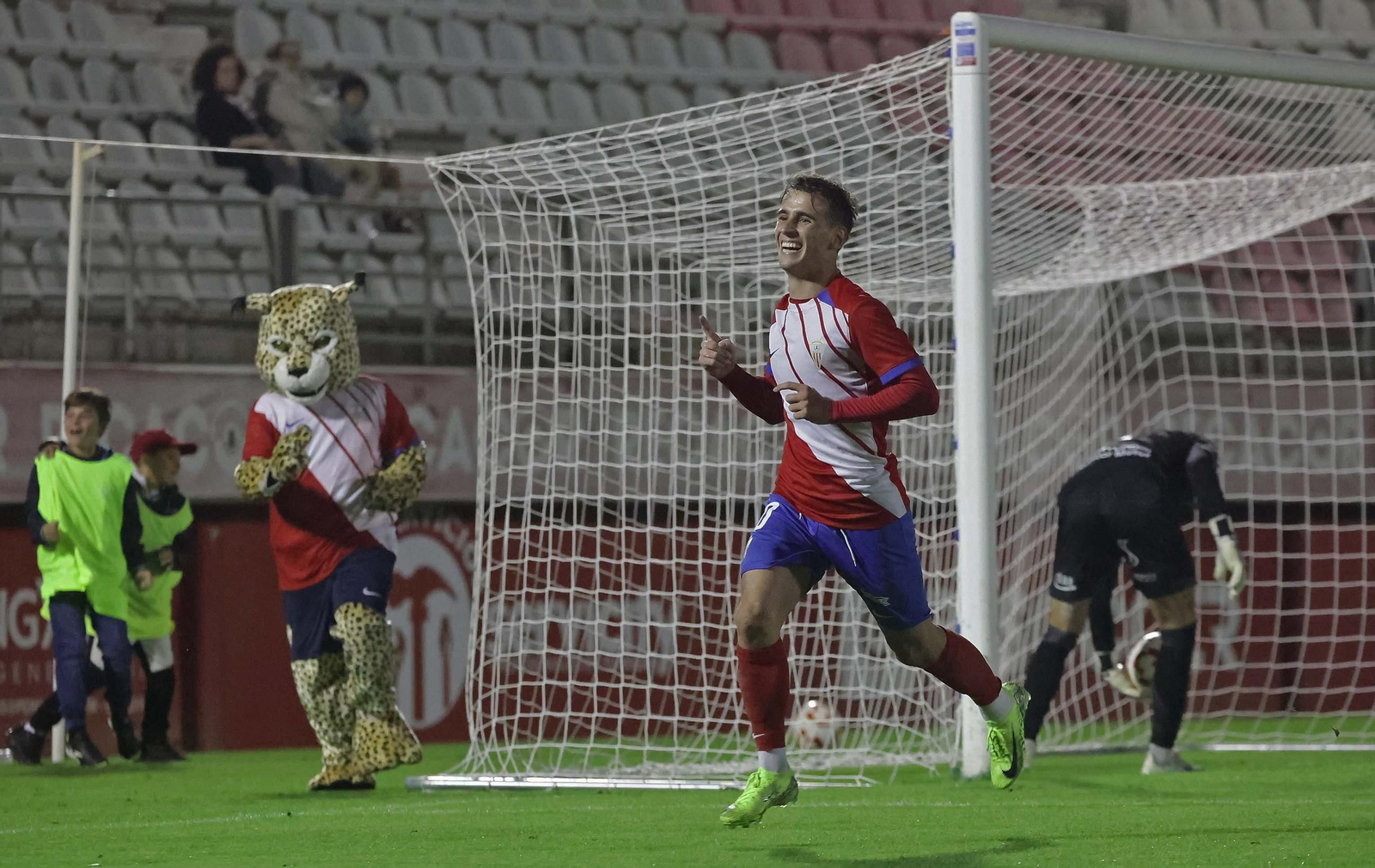 Las mejores fotos del Algeciras - Fuenlabrada