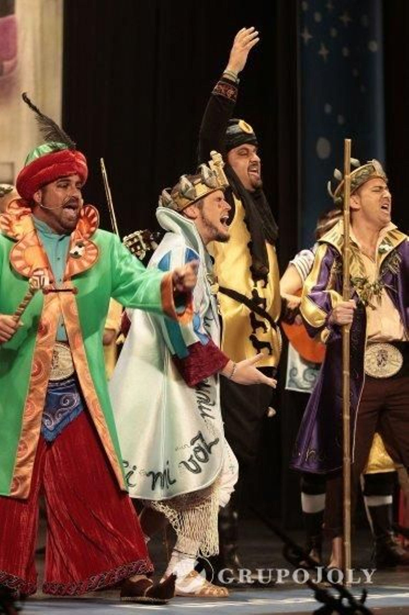 Los 8 emperaores.  Foto: Fito Carreto · Lourdes de Vicente