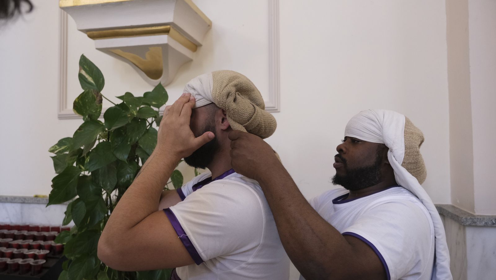 La procesión del Encuentro por las calles de Almería, en imágenes