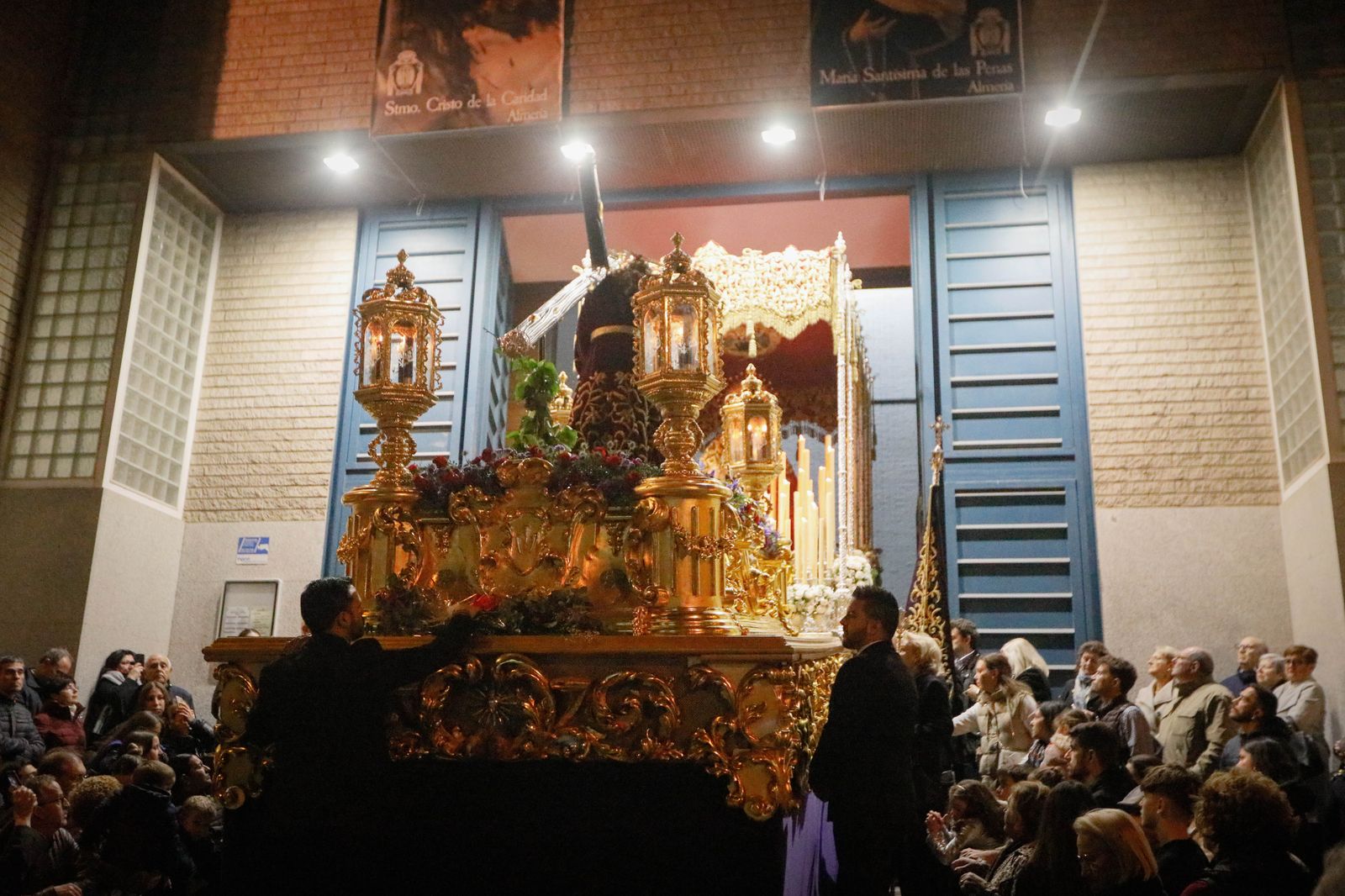 La procesión del Encuentro, en imágenes