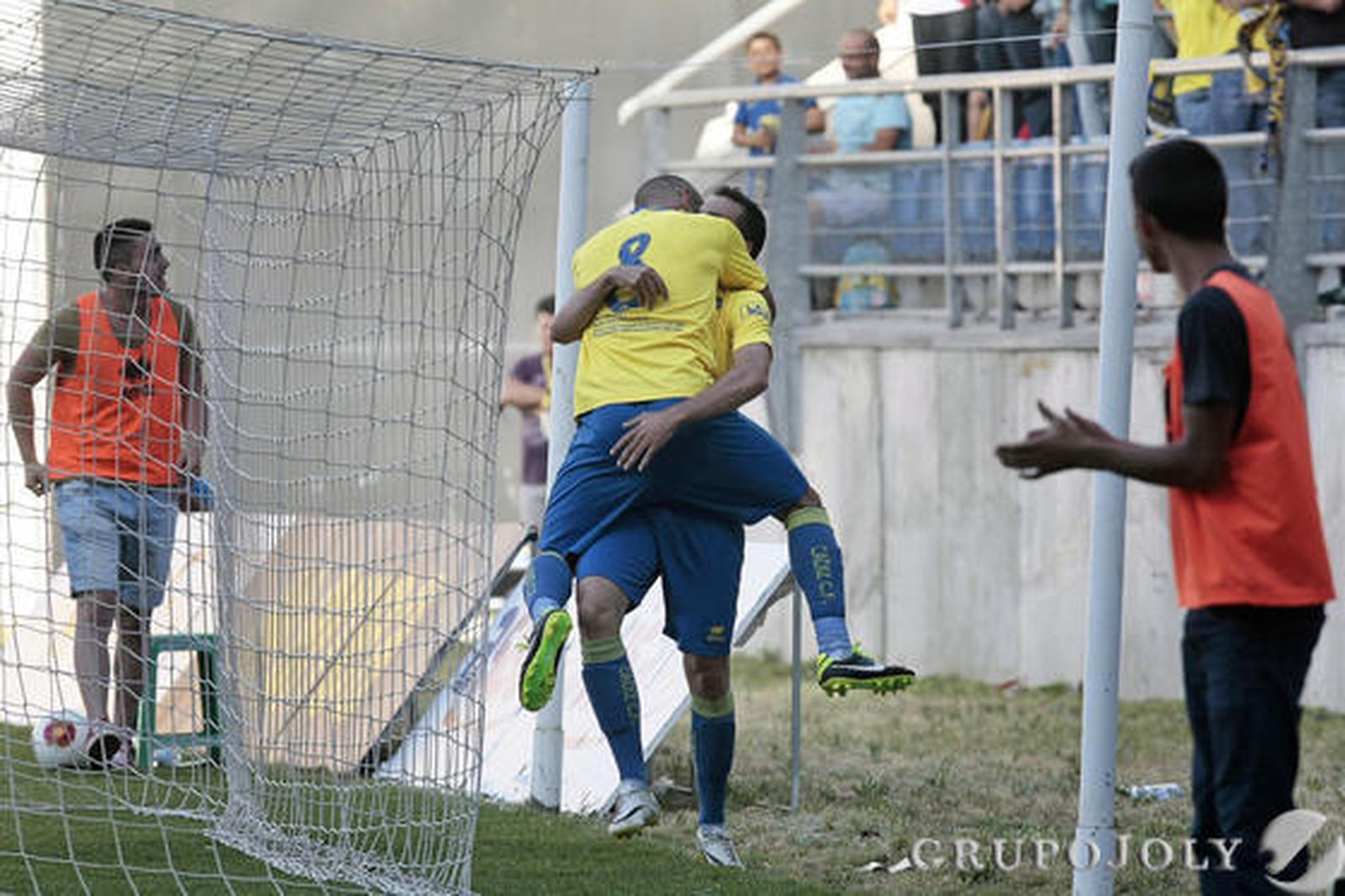 El Cádiz golea a La Roda (4-1) y vuelve al cuarto puesto gracias a la derrota del Guadalajara

Foto: Fito Carreto