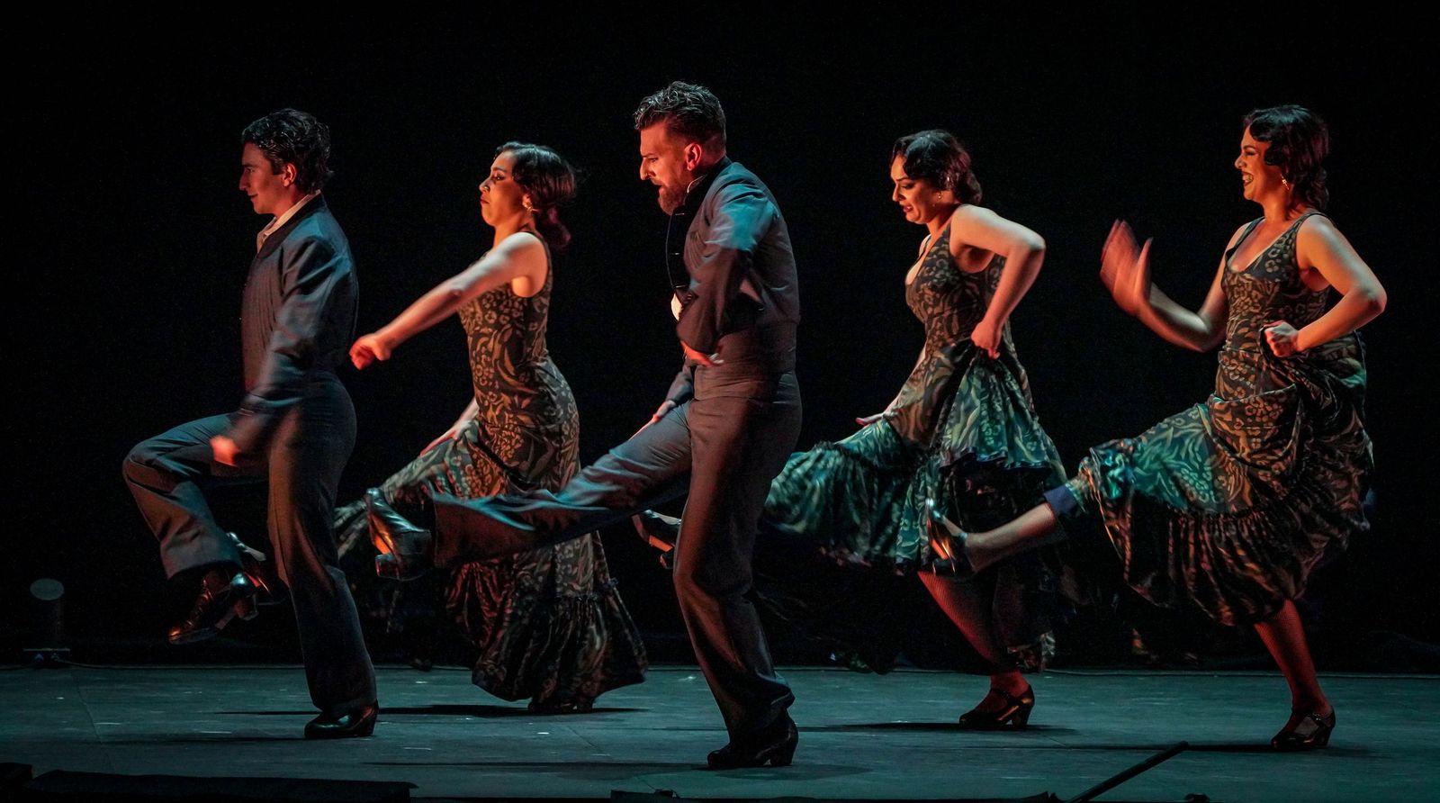 Imágenes del ballet Flamenco de Andalucía 'Tierra bendita', 3o Festival de Jerez