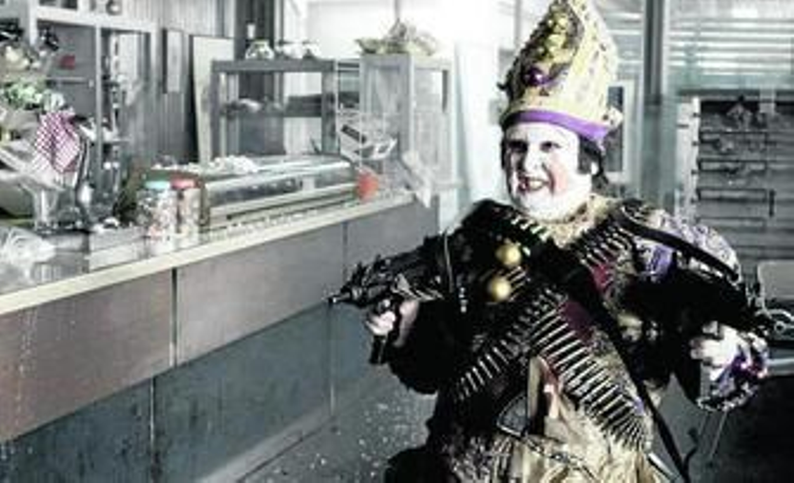 Una escena de 'Balada triste de trompeta', la última película de Álex de la Iglesia.