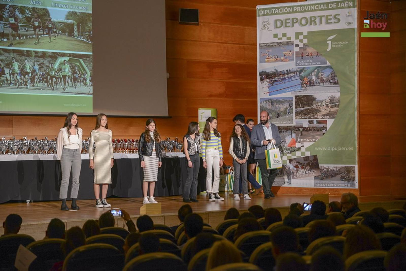 Fotogalería Entrega de Premios XXVI Circuito Provincial de Campo a Través