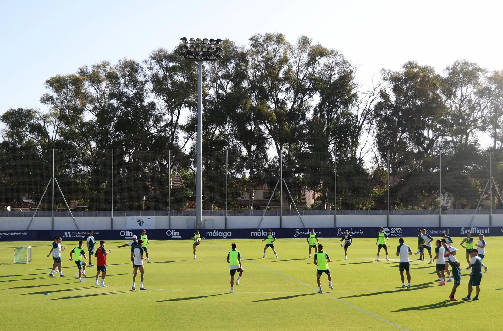 El Málaga CF se muda a la Ciudad Deportiva sin Eneko Jauregi