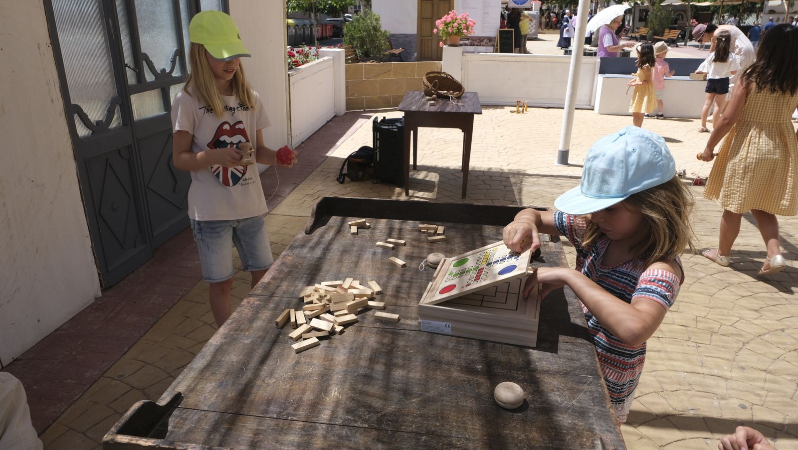 Imágenes de la recreación histórica Canteros y Caciques de Macael