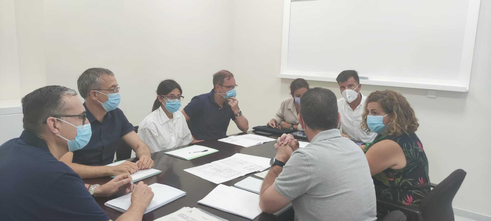 La reunión mantenida entre el Ayuntamiento y la Consejería de Salud.