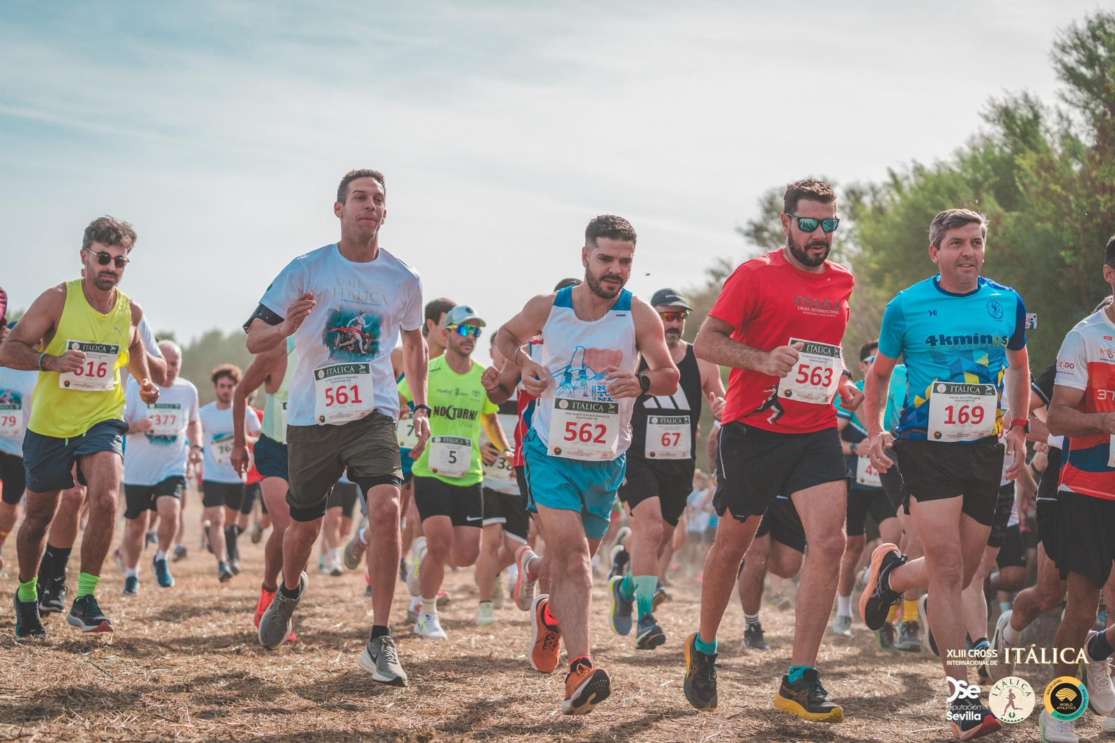 Búscate en las fotos del Cross de Itálica 2025 | 2