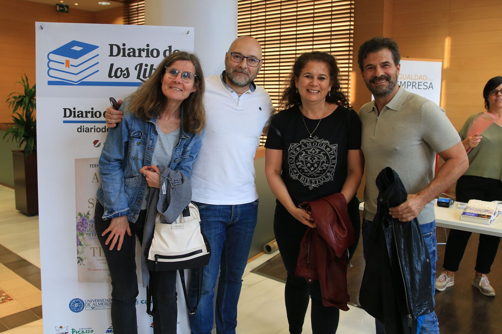 Diario de los Libros, con Fernando J. Múñez y su novela 'Antes se secará al tierra'