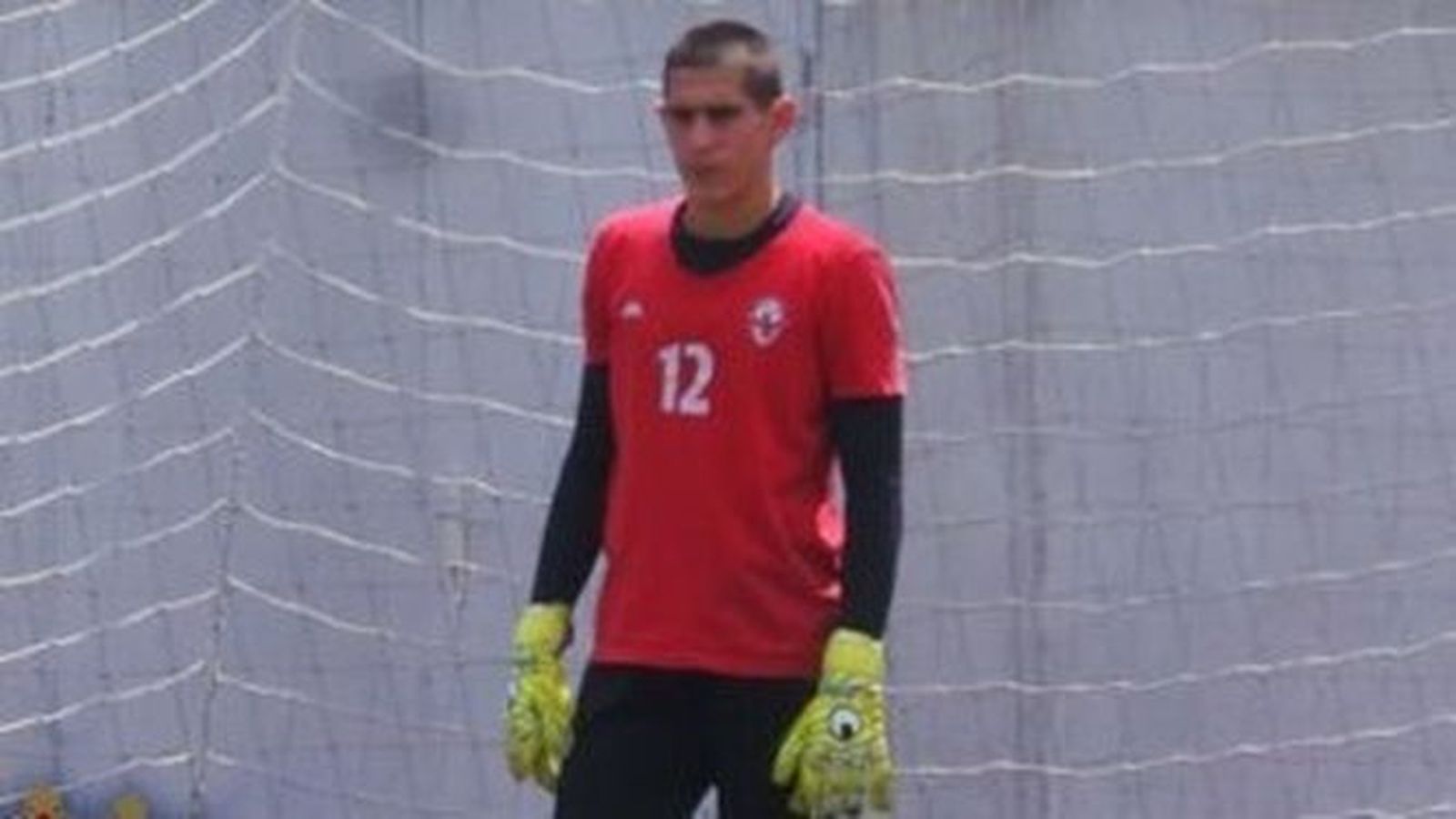 El portero Maksim Milovic recala en el conjunto isleño para ponerse a las órdenes de Pérez Herrera.