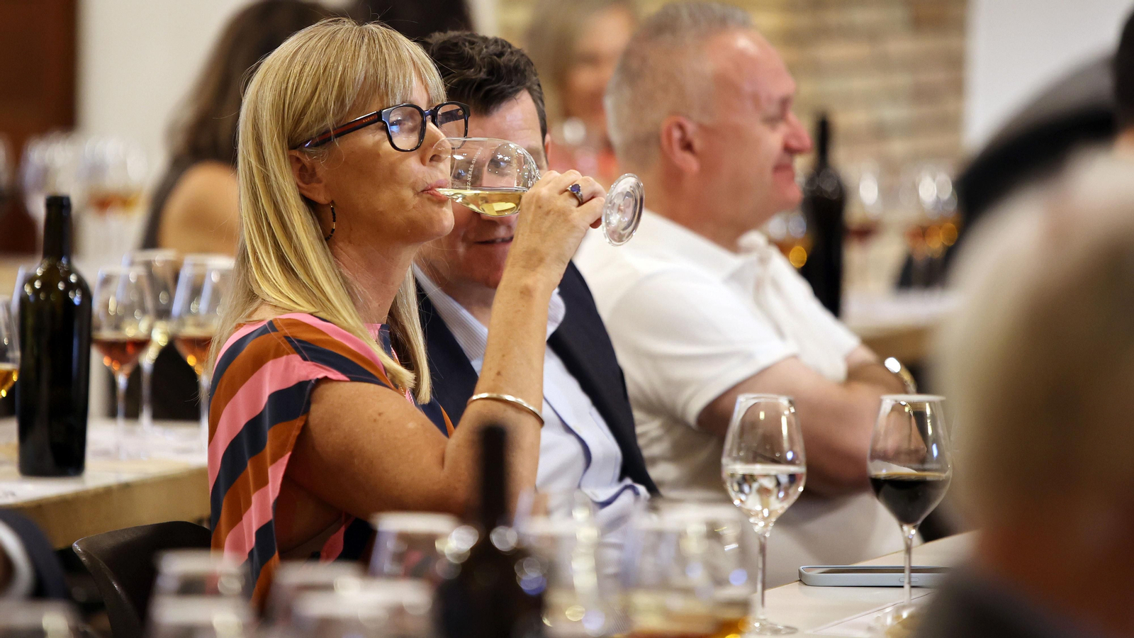 Cata taller de vinos de Jerez en el Consejo Regulador Cata taller de vinos de Jerez en el Consejo Regulador