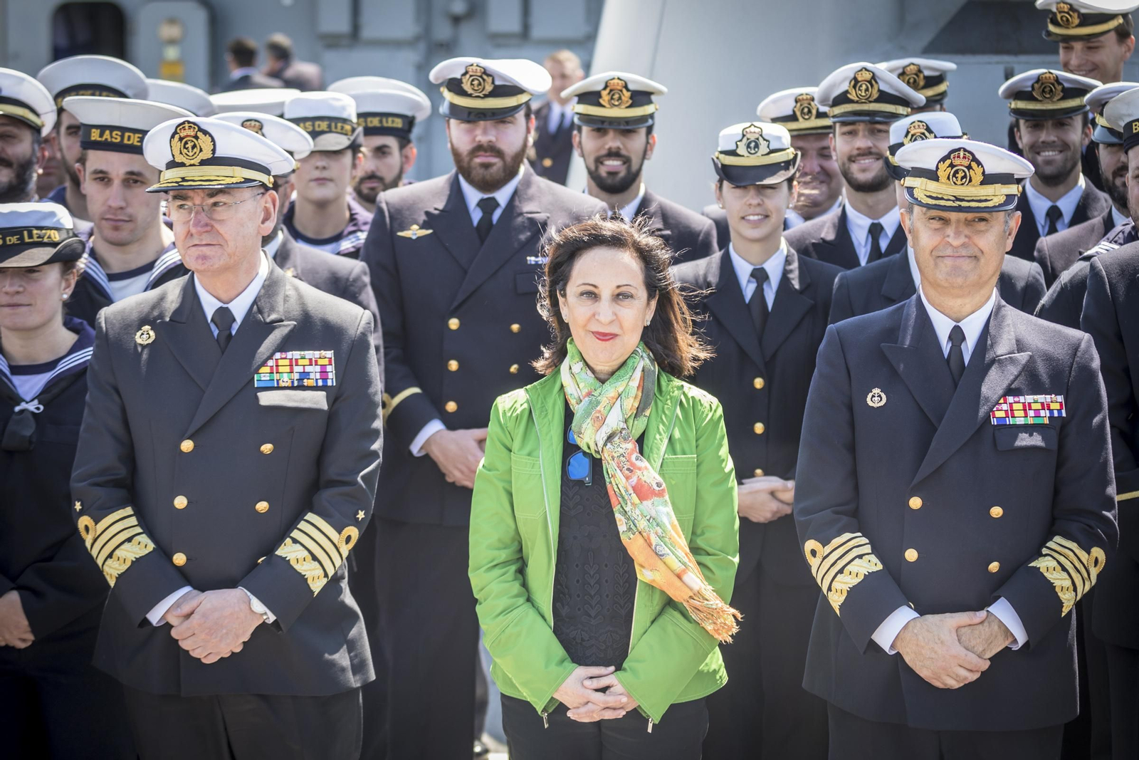 La ministra de Defensa, Margarita Robles en su visita a la base de Rota