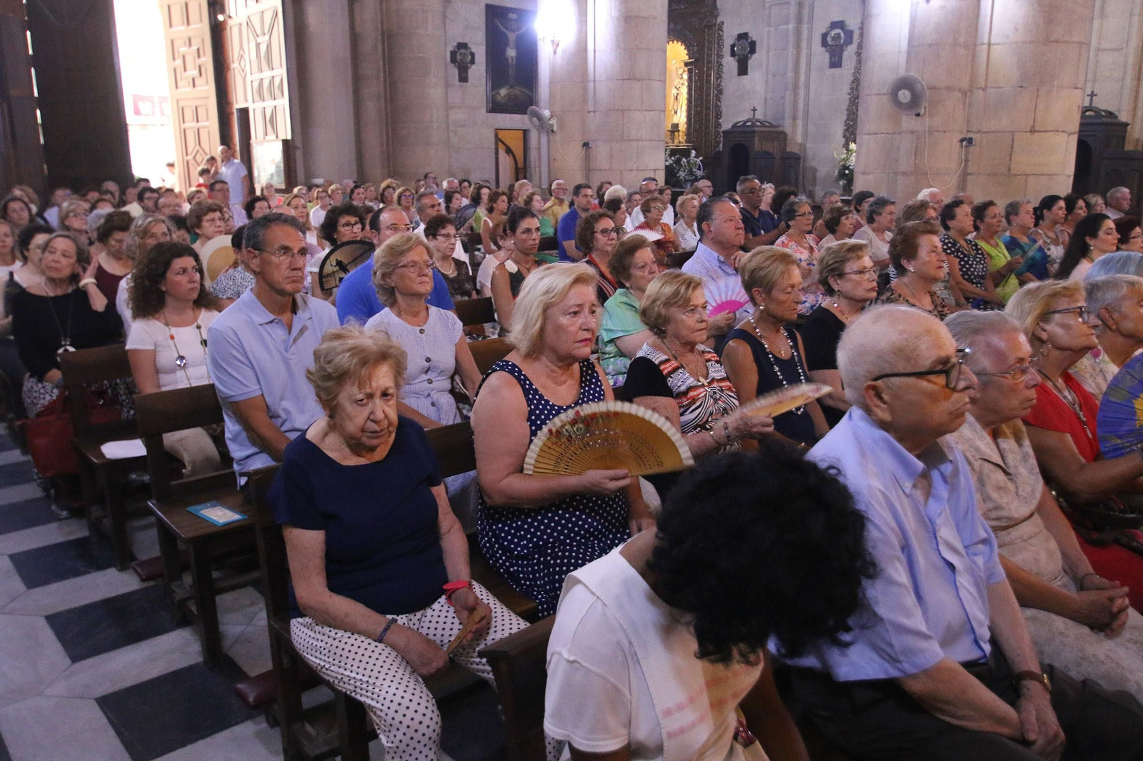 Fotogalería de la retirada de la Virgen del Mar para su restauración