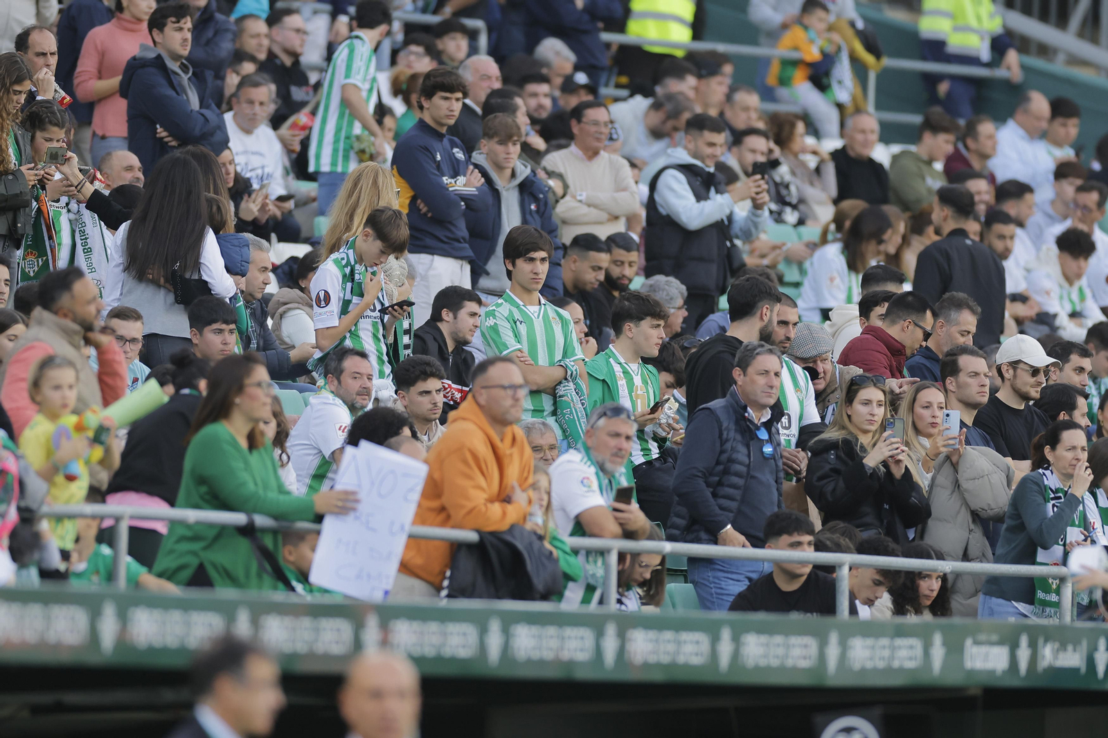 Búscate en las fotos del Betis-Real Madrid