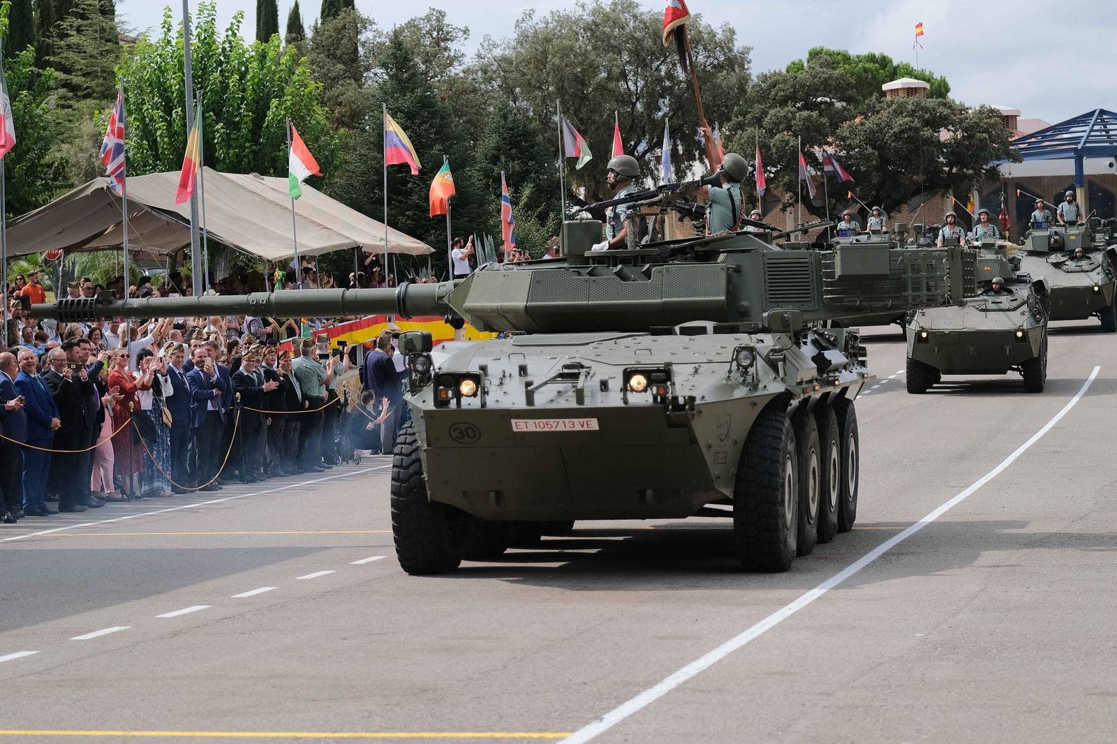 Un desfile de la legión en el acuartelamiento de Ronda (Málaga).